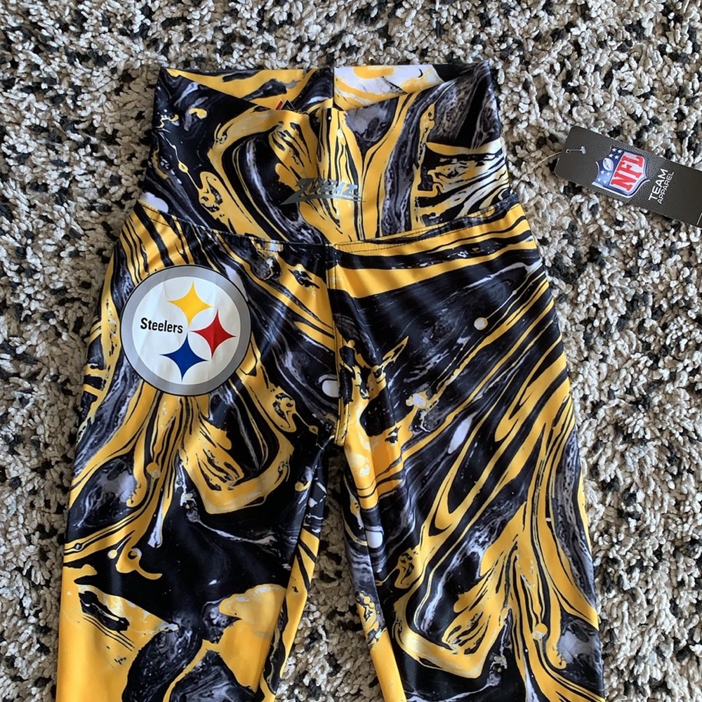 Zubaz x Majestic Women's Leggings Pittsburgh Steelers NFL Back Gold Swirl XS - Picture 2 of 9
